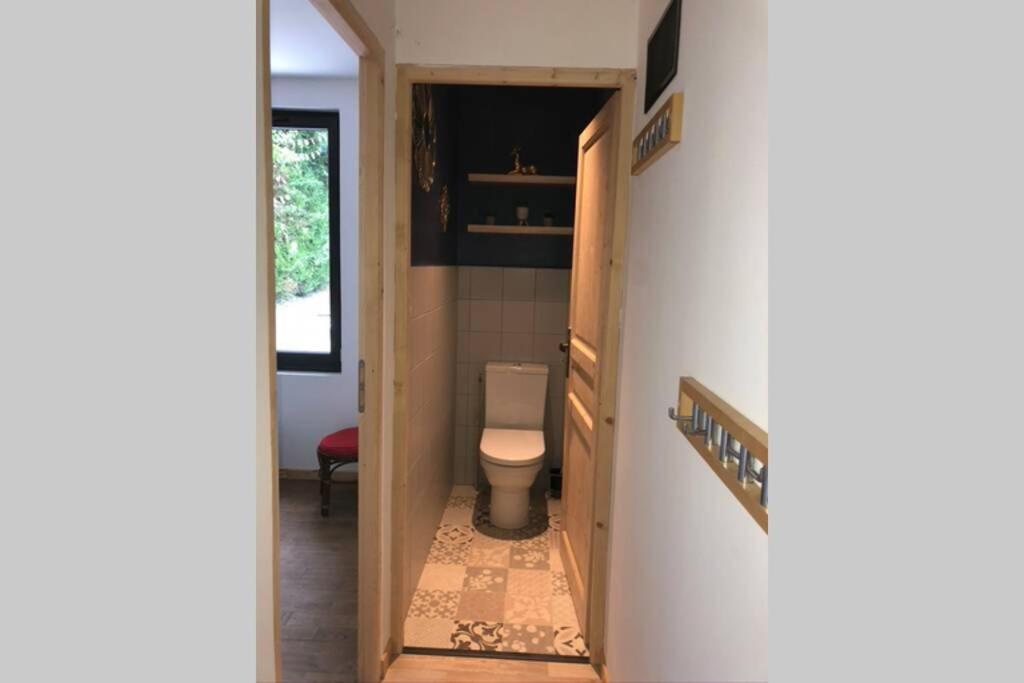 Pays-de-Belvès. Maison entre campagne et village. Esterno foto